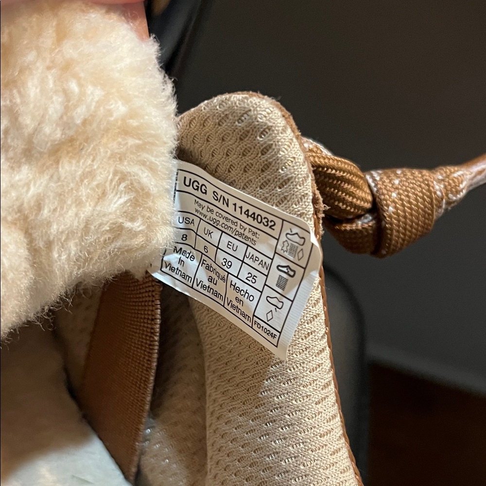 UGG Brown Sneakers with Plush Lining - Picture 4 of 4